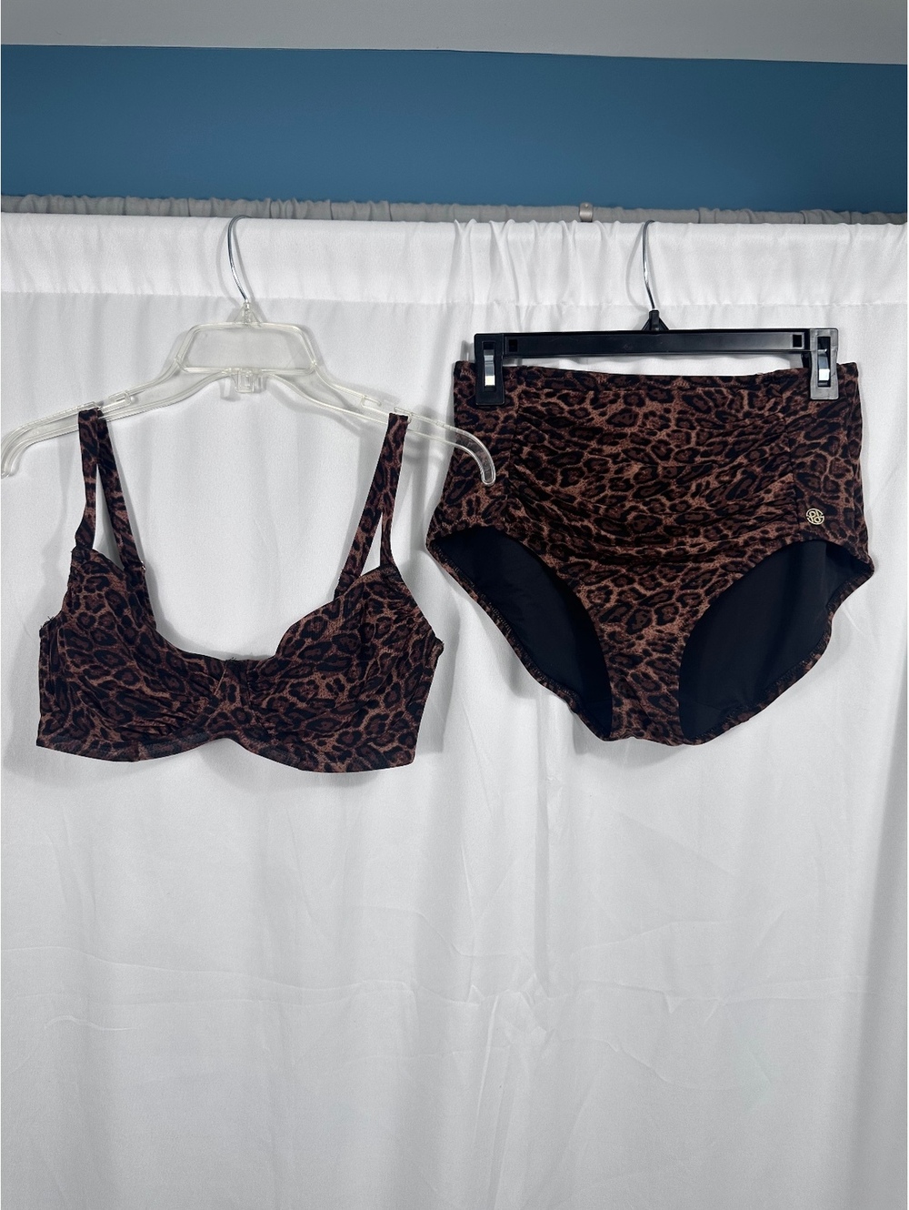 Popilush Shaping Leopard Print Two-Piece Bikini Swimsuit Set Size Medium